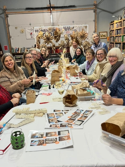 Create your own Holiday Paper Stars— Dec 2nd, 6pm